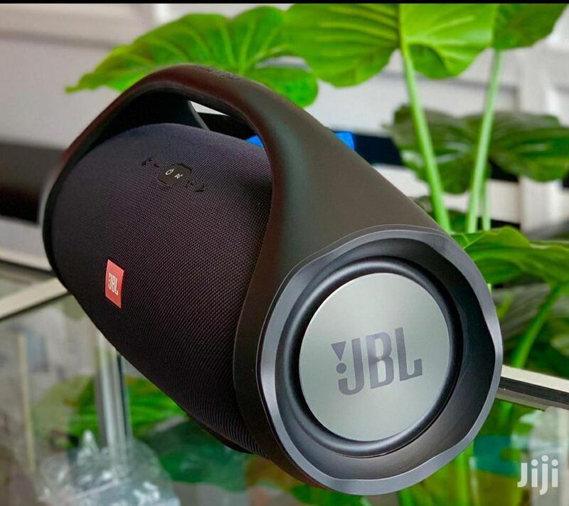 Преносима безжична тонколона JBL BoomBox XL 10000 Mah 60W